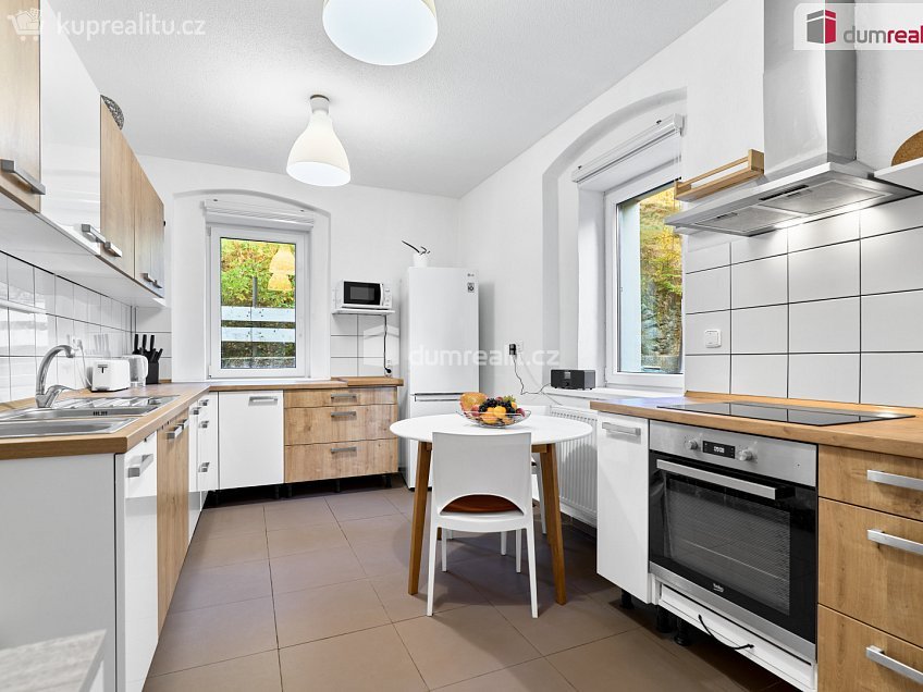 Prodej  ubytovacího zařízení 1526 m^2 Jáchymov, Jáchymov 