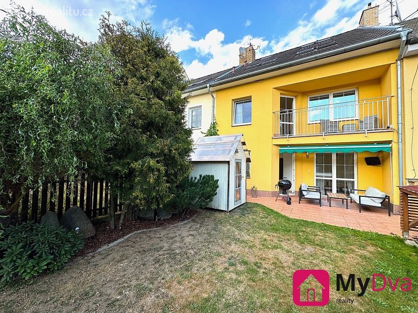 Pronájem  rodinného domu 220 m^2 M. Horákové, Třebíč 