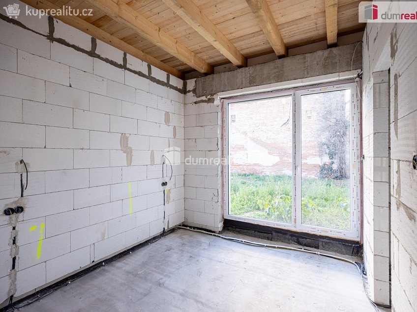 Prodej  rodinného domu 143 m^2 Jungmannova, Veltrusy 