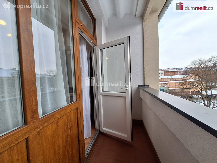 Pronájem bytu 3+1 102 m^2 Dětská, Praha 10 