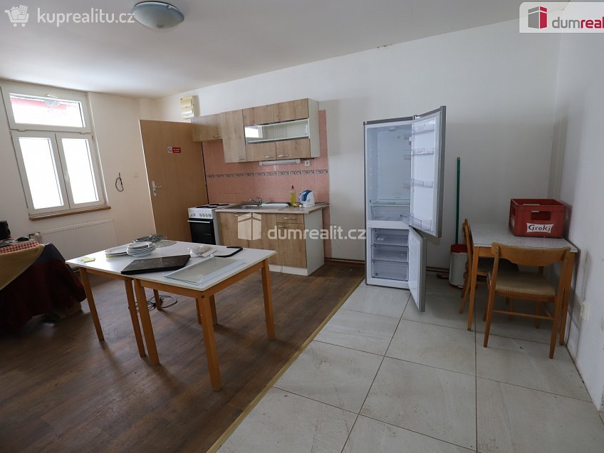 Pronájem bytu 3+1 65 m^2 Pod Panoramou, Mariánské Lázně 