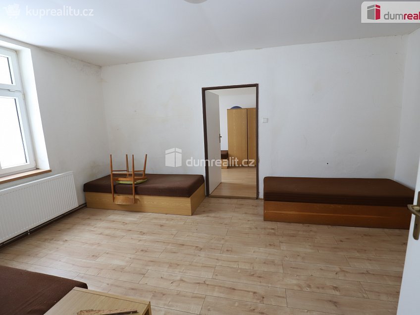 Pronájem bytu 3+1 65 m^2 Pod Panoramou, Mariánské Lázně 