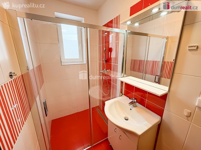 Pronájem bytu 2+kk 45 m^2 Antonína Kaliny, Kolín 