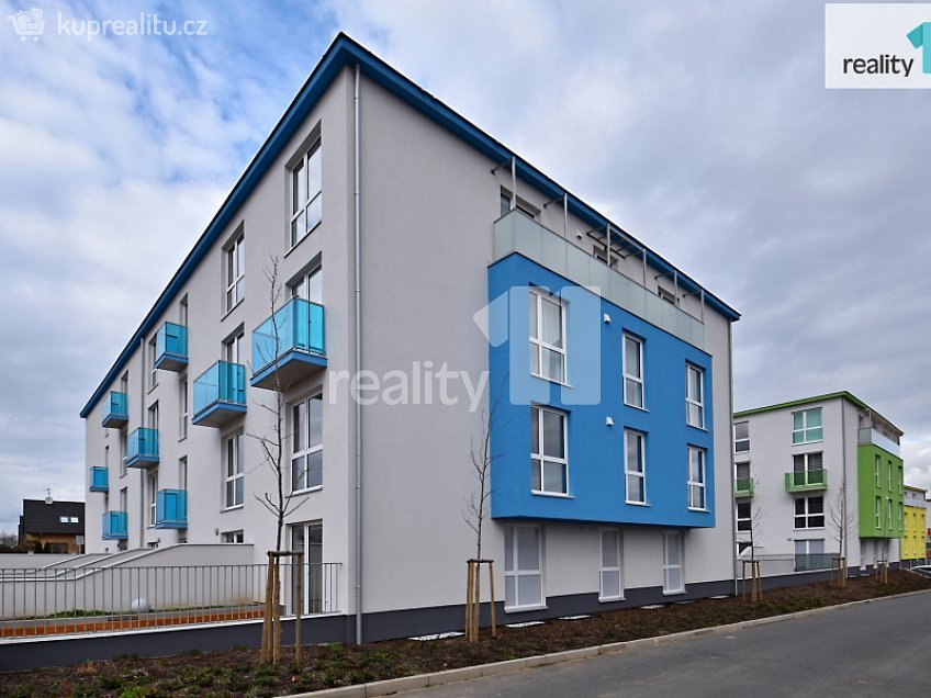 Pronájem bytu 1+kk 63 m^2 Cedrová, Jesenice 