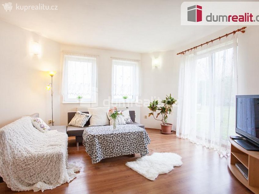 Prodej  rodinného domu 253 m^2 Dolní Třebonín, Dolní Třebonín 