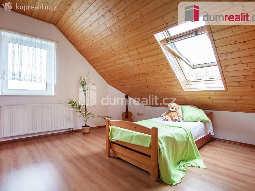 Prodej  rodinného domu 253 m^2 Dolní Třebonín, Dolní Třebonín 