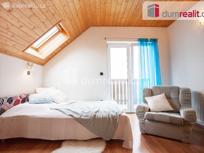 Prodej  rodinného domu 253 m^2 Dolní Třebonín, Dolní Třebonín 