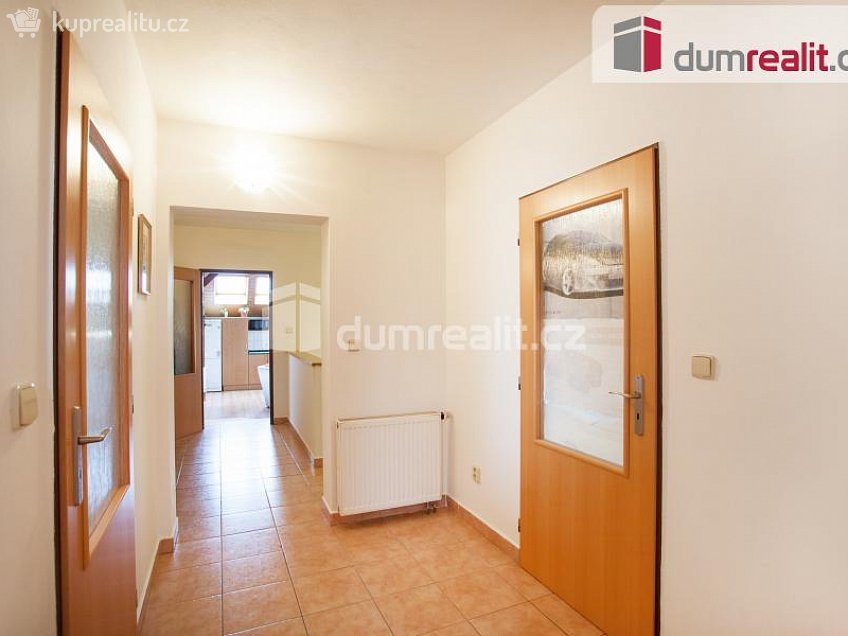 Prodej  rodinného domu 253 m^2 Dolní Třebonín, Dolní Třebonín 