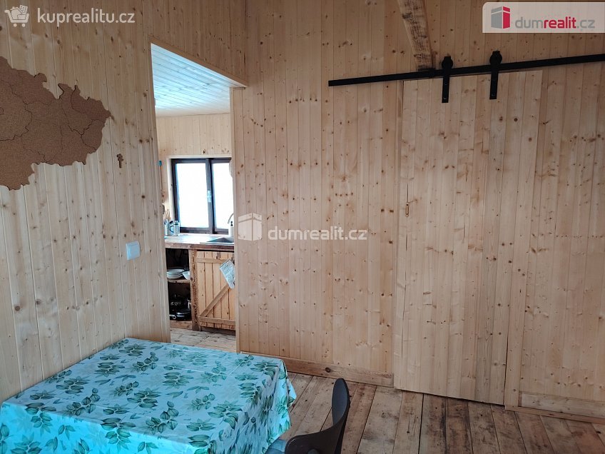 Prodej  chaty 35 m^2 Valdštejnská, Doksy 