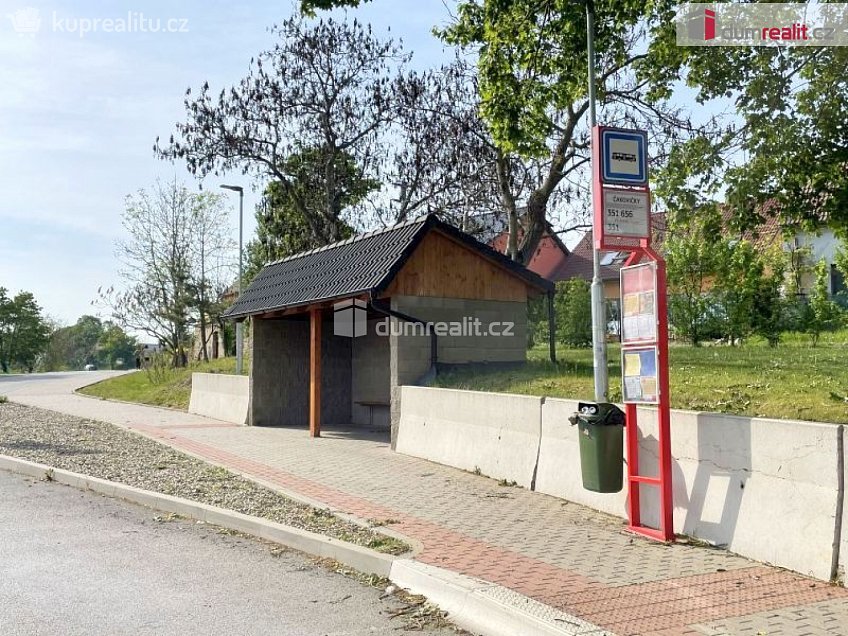 Prodej  stavebního pozemku 1023 m^2 Dubová, Čakovičky 