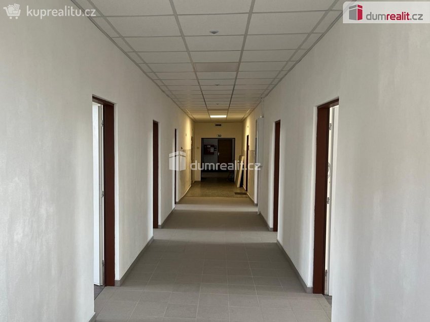 Pronájem  komerční reality 15 m^2 Na Zlaté stoce, České Budějovice 