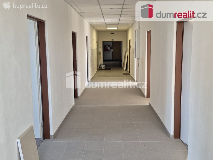 Pronájem  komerční reality 15 m^2 Na Zlaté stoce, České Budějovice 