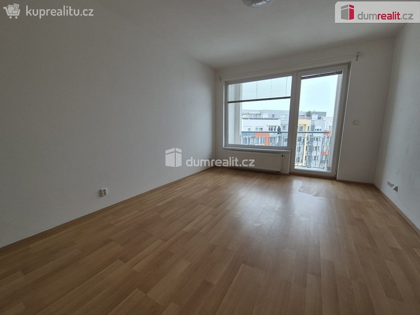 Pronájem bytu 1+kk 31 m^2 Sazovická, Praha-Zličín 