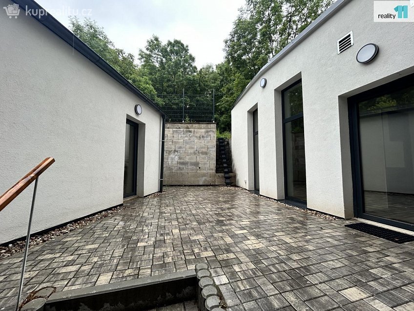 Prodej bytu 1+1 34 m^2 Michelská, Praha 4 