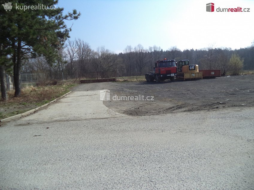 Pronájem  komerční reality 2500 m^2 Na Zbytkách, Staré Město 