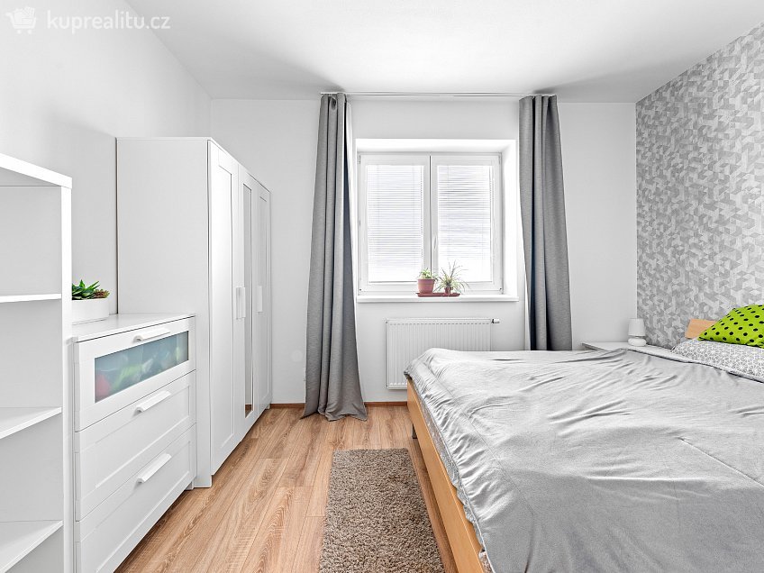 Pronájem bytu 1+kk 62 m^2 Zelnice II, Slavkov u Brna 98401