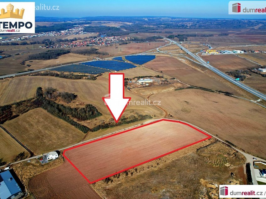 Prodej  stavebního pozemku 7491 m^2 Úsilné, Úsilné 