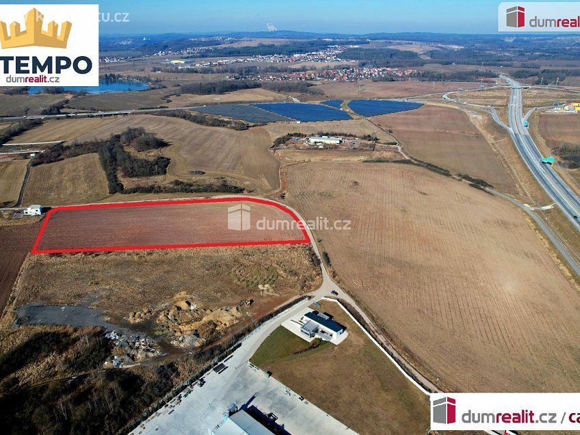 Prodej  stavebního pozemku 7491 m^2 Úsilné, Úsilné 