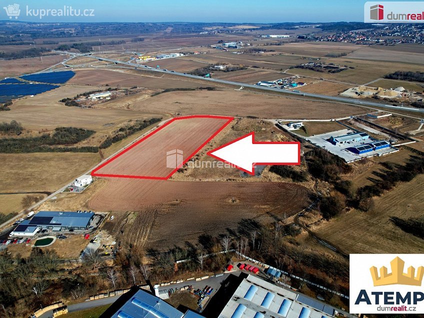 Prodej  stavebního pozemku 7491 m^2 Úsilné, Úsilné 