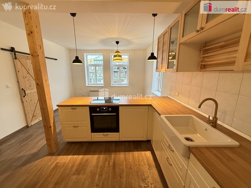 Pronájem bytu 2+kk 52 m^2 Mírové nám., Jílové 