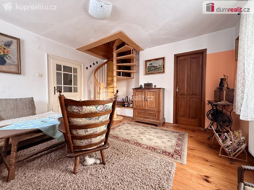 Prodej  rodinného domu 180 m^2 Vřesovice, Vřesovice 