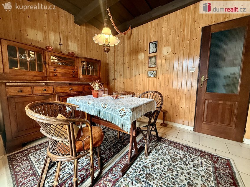 Prodej  rodinného domu 180 m^2 Vřesovice, Vřesovice 