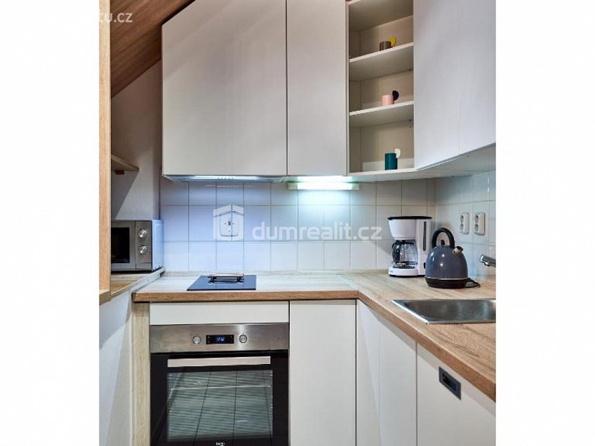 Prodej bytu 2+kk 54 m^2 K Lanovce, Jáchymov 