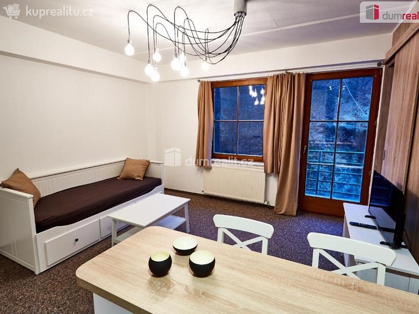 Prodej bytu 2+kk 54 m^2 K Lanovce, Jáchymov 