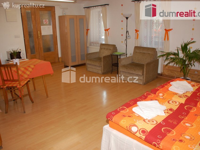 Pronájem bytu 1+kk 35 m^2 Nerudova, Břeclav 
