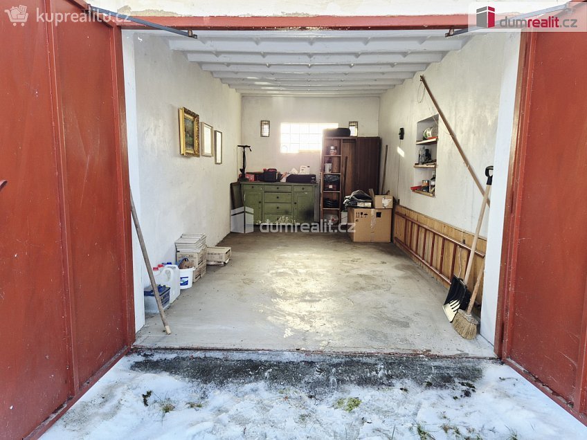 Prodej  garáže 18 m^2 Nádražní, Český Krumlov 