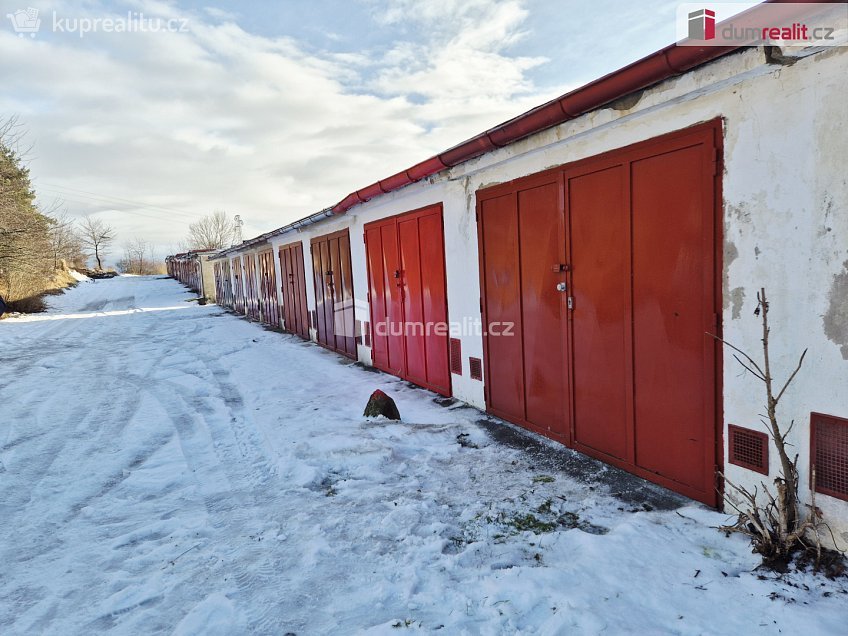 Prodej  garáže 18 m^2 Nádražní, Český Krumlov 