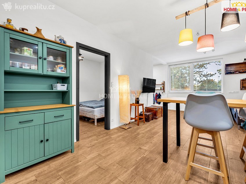 Prodej  chaty 58 m^2 B. Němcové, Káraný 