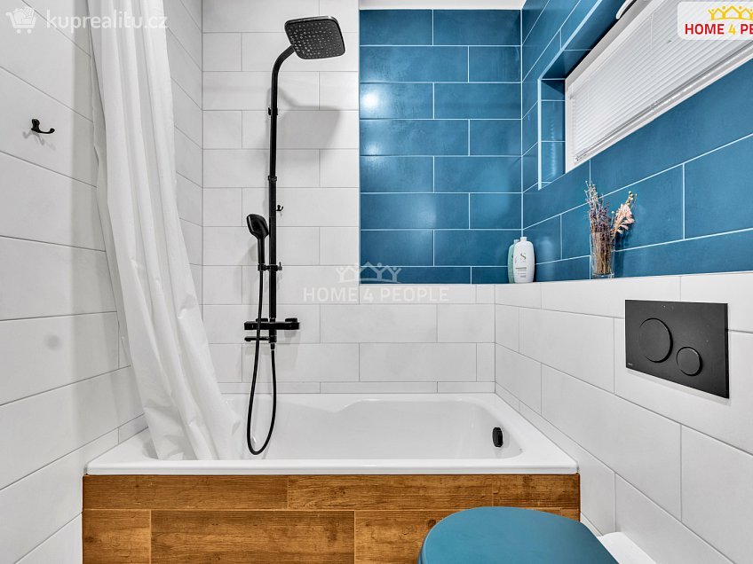 Prodej  rodinného domu 58 m^2 B. Němcové, Káraný 