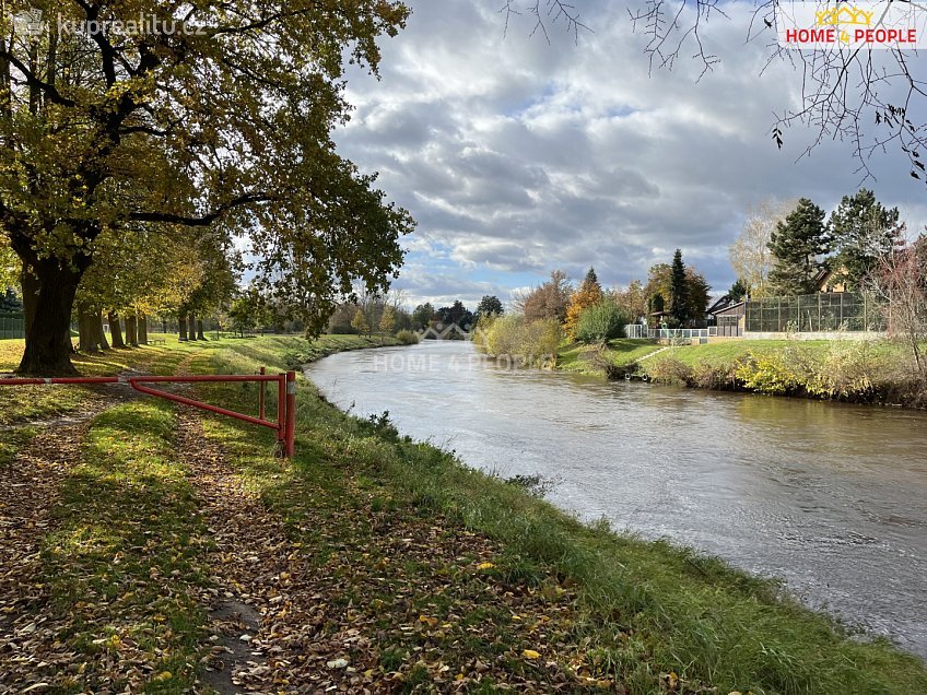 Prodej  rodinného domu 58 m^2 B. Němcové, Káraný 