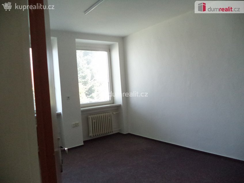 Pronájem  kanceláře 20 m^2 Adámkova, Vratimov 