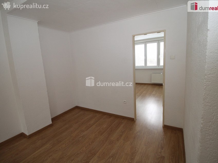 Pronájem bytu 2+1 57 m^2 Okružní, Habartov 