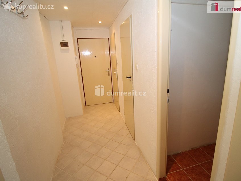 Pronájem bytu 2+1 57 m^2 Okružní, Habartov 