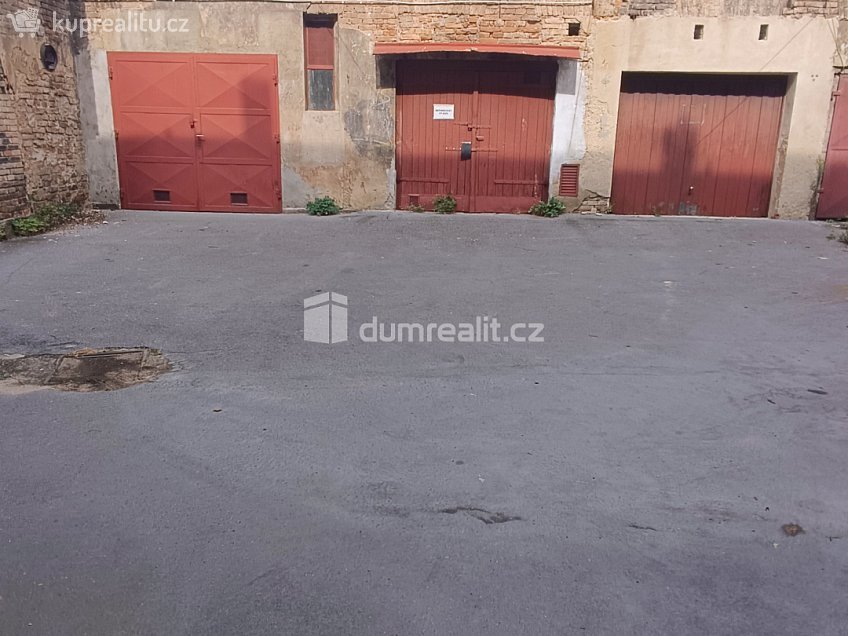 Prodej bytu 2+kk 93 m^2 Teplická, Děčín 