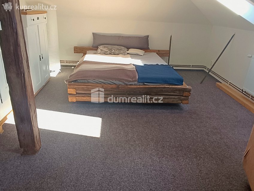 Prodej bytu 2+kk 93 m^2 Teplická, Děčín 