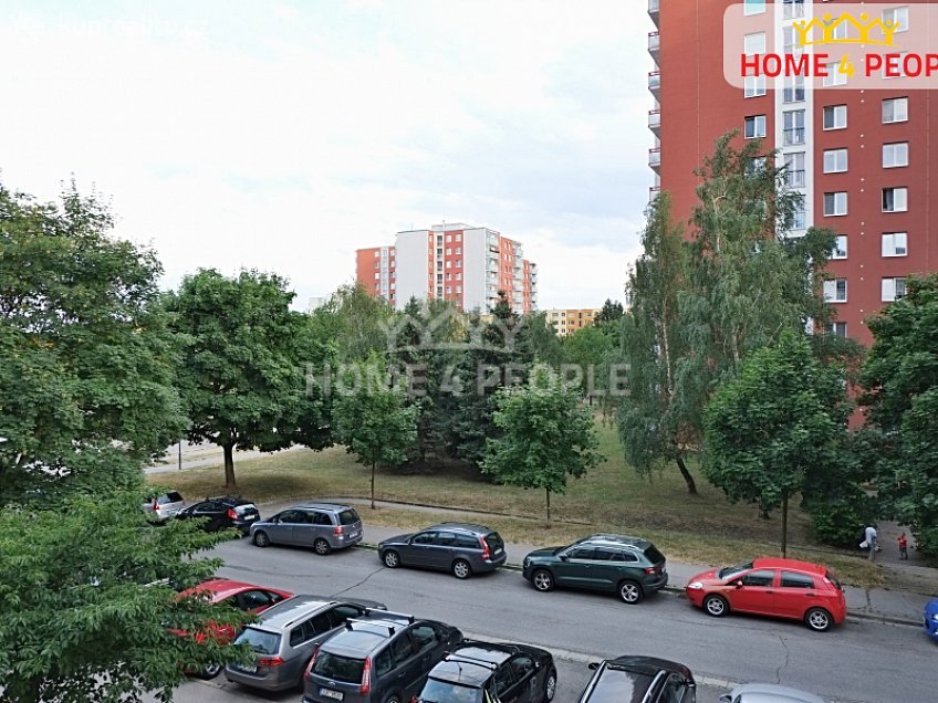 Pronájem bytu 1+kk 30 m^2 Valtická, Brno 