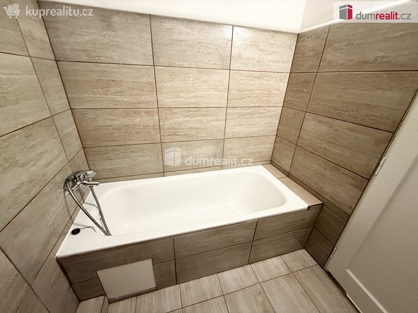 Prodej bytu 2+1 63 m^2 Rožnovská, Frenštát pod Radhoštěm 