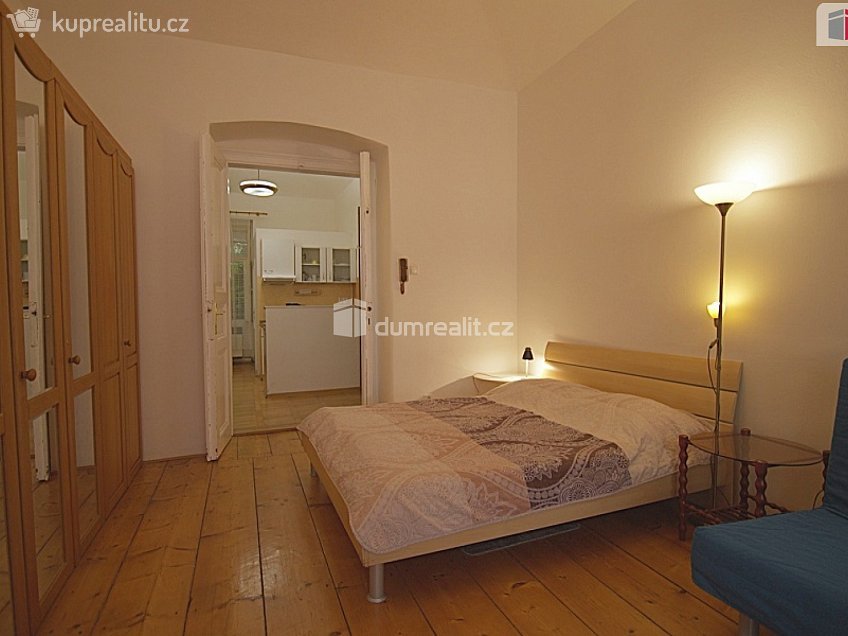 Prodej bytu 1+1 45 m^2 Jana Masaryka, Praha 2 