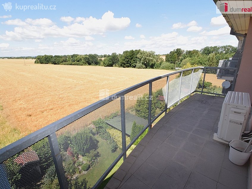 Prodej bytu 2+kk 53 m^2 Modletice, Modletice 