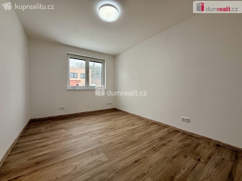 Pronájem  rodinného domu 163 m^2 Josefa Somra, Vracov 