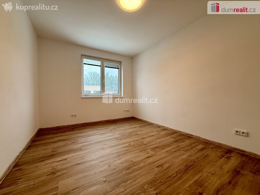 Pronájem  rodinného domu 163 m^2 Josefa Somra, Vracov 