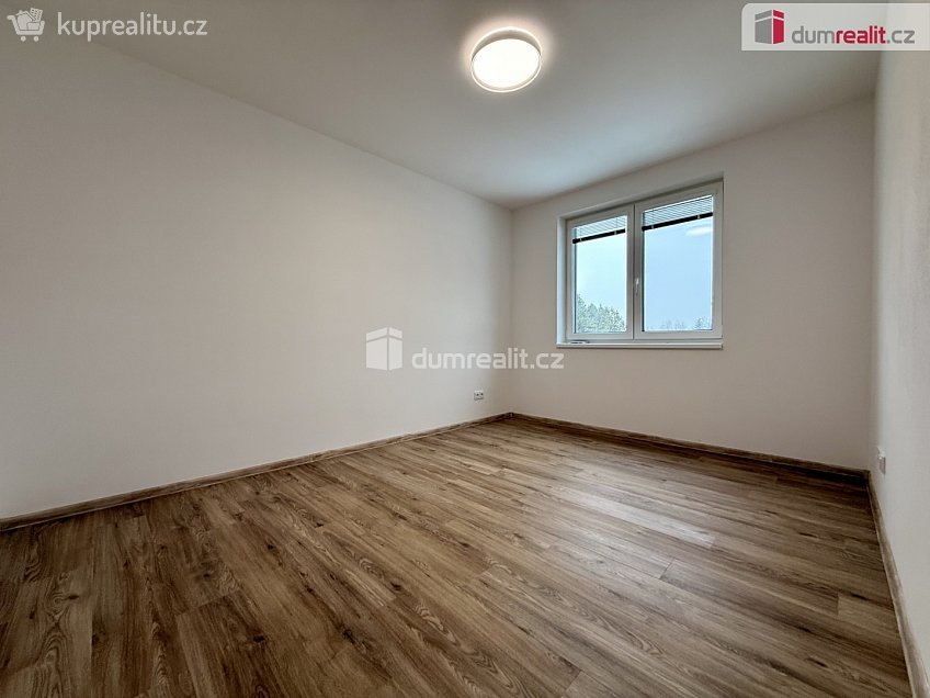 Pronájem  rodinného domu 163 m^2 Josefa Somra, Vracov 