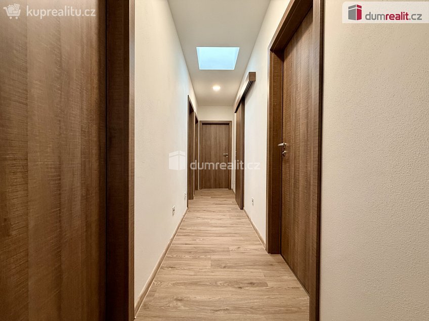 Pronájem  rodinného domu 163 m^2 Josefa Somra, Vracov 