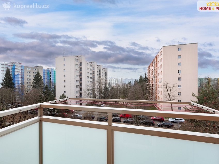 Pronájem bytu 3+kk 68 m^2 Na Chodovci, Praha 4 