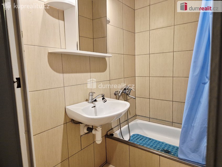 Prodej bytu 2+kk 44 m^2 Sídliště, Velešín 