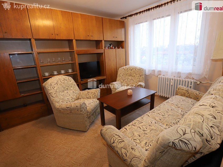 Pronájem bytu 1+1 40 m^2 Dlouhá, Aš 